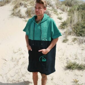 Surfiponcho Aveiro - pikkusele 170-205 cm.